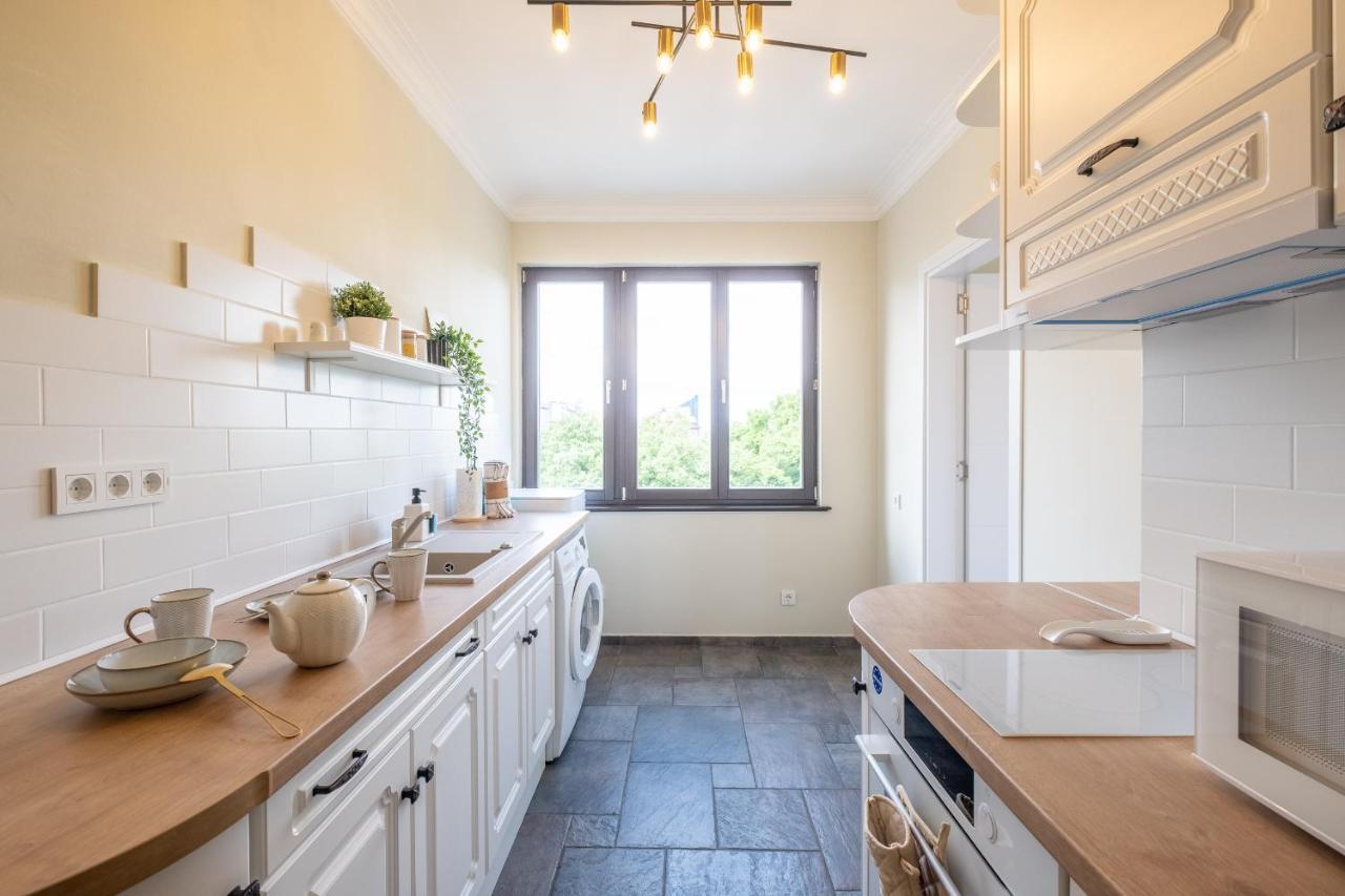 Sunrise 1Bdrm View Apartment Ndk Congress Centre Sofia Bagian luar foto